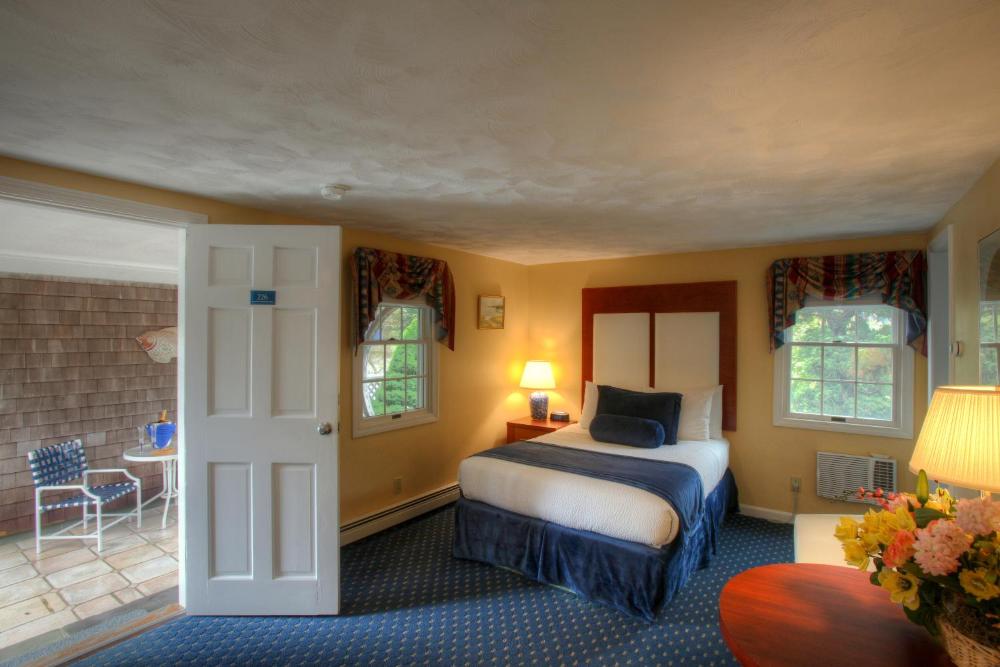 One Double Bed Room interior